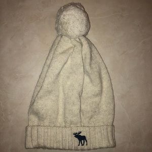 Abercrombie Pom-Pom Beanie